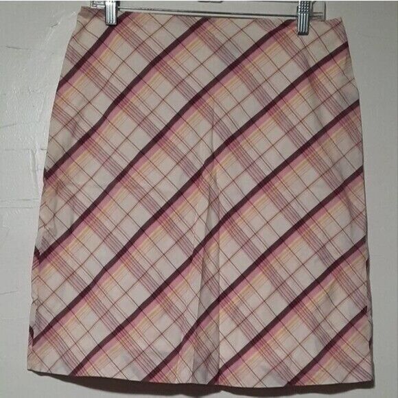 American Eagle Outfitters Dresses & Skirts - American Eagle Skirt Ladies 6 pink plaid pencil‎ skirt